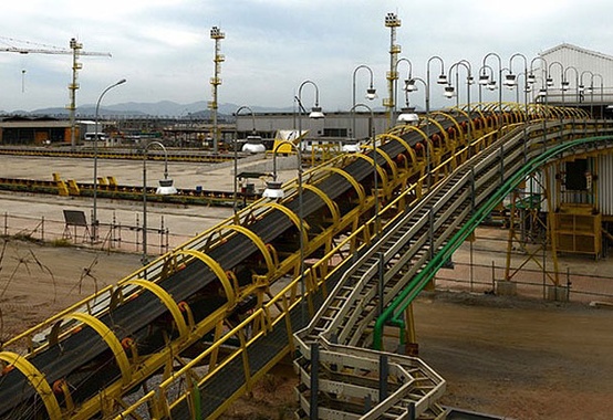 Consórcio demite 800 trabalhadores em obra de complexo petroquímico da Petrobras Consórcio demite 800 trabalhadores em obra de complexo petroquímico da Petrobras