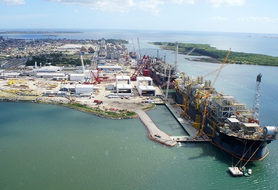 Indústria naval prevê retomar o fôlego ainda em 2018 Indústria naval prevê retomar o fôlego ainda em 2018