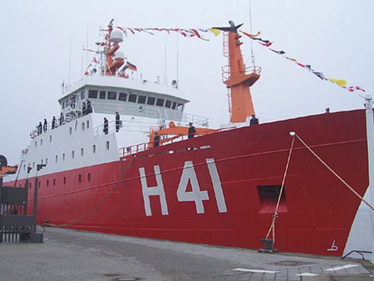 Navio-laboratório parte do Rio para Antártica levando pesquisadores 