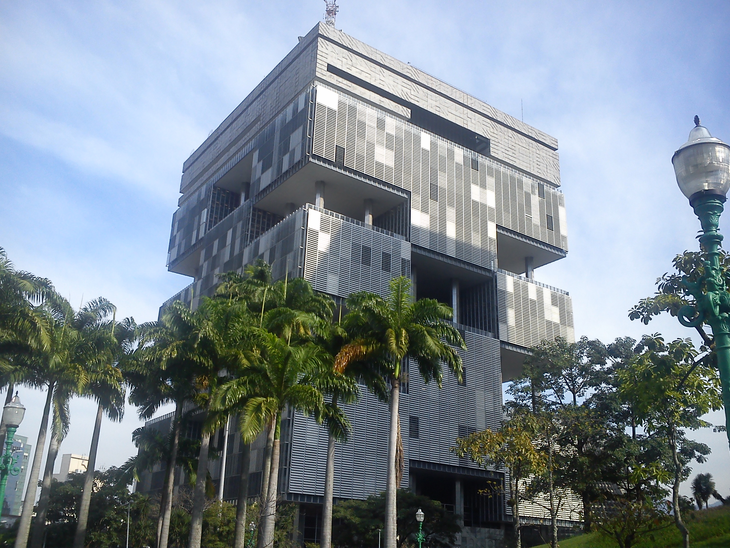 Petrobras realiza pré-pagamento parcial à Petros Petrobras realiza pré-pagamento parcial à Petros