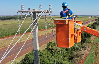 Infraestrutura elétrica do Oeste do PR vai receber mais de R$ 1 bilhão em investimentos nos próximos três anos