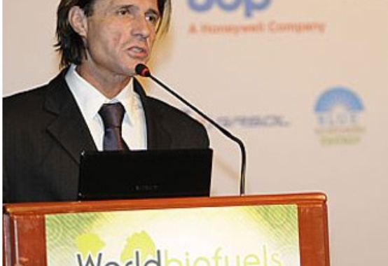 US$ 300 milhões em tecnologia para biocombustível nos próximos cinco anos US$ 300 milhões em tecnologia para biocombustível nos próximos cinco anos