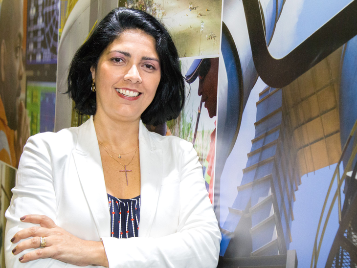 Seguimos trabalhando, por Karine Fragoso