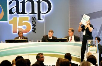 Mais 31 contratos assinados