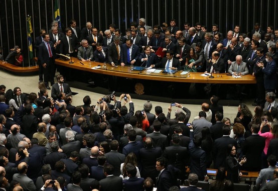 Rodrigo Maia é eleito presidente por 285 votos Rodrigo Maia é eleito presidente por 285 votos