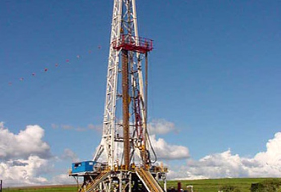 OGX anuncia novo plano de negócios para as descobertas de Campos e Parnaíba OGX anuncia novo plano de negócios para as descobertas de Campos e Parnaíba