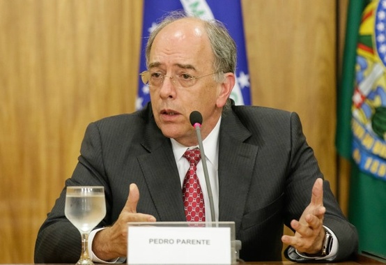 Durante evento na Firjan Parente defende regras estáveis para investimentos no setor de petróleo Durante evento na Firjan Parente defende regras estáveis para investimentos no setor de petróleo