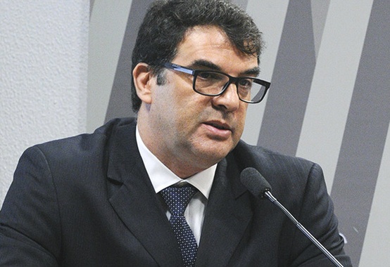 Comissão do Senado aprova indicação de Dirceu Cardoso Amorelli Junior para diretoria da ANP Comissão do Senado aprova indicação de Dirceu Cardoso Amorelli Junior para diretoria da ANP