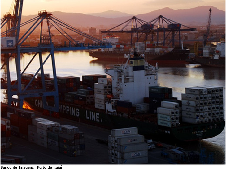 Porto de Itajaí já tem prejuízo de R$ 5 milhões