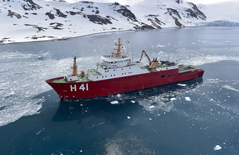 Desafio e aventura: viagem do navio Almirante Maximiano à Antártica chega ao quinto dia