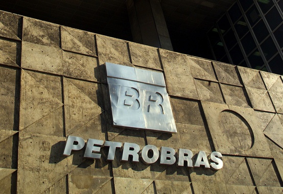 Petrobras admite perdas de 273 mil barris em um dia com a greve dos petroleiros Petrobras admite perdas de 273 mil barris em um dia com a greve dos petroleiros