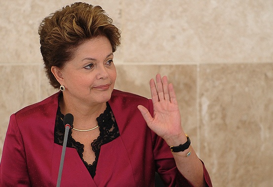 Dilma veta distribuição de royalties para áreas licitadas Dilma veta distribuição de royalties para áreas licitadas