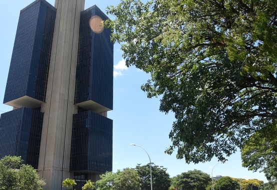 Reestruturação de dívida impede aumento maior da inadimplência no país Reestruturação de dívida impede aumento maior da inadimplência no país
